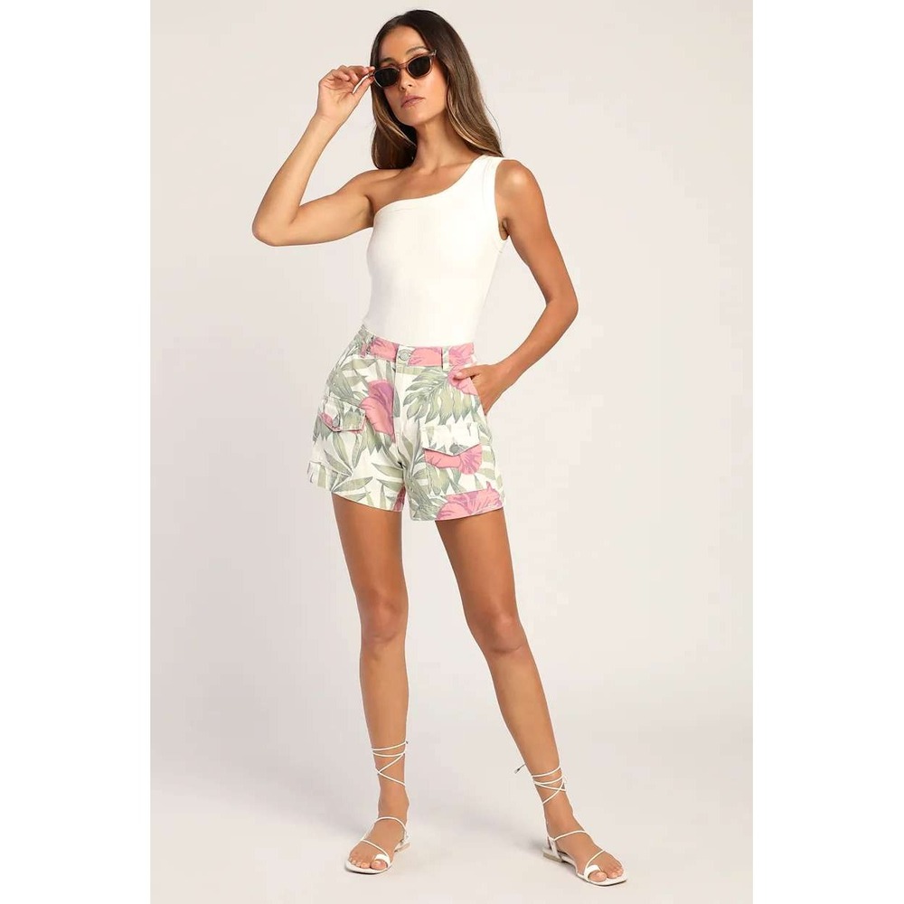 Blank NYC Tropical Floral Print Cargo Shorts Size 30 Y2K Resort Beachy Hawaiian